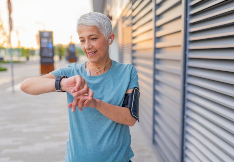 Driving-Engagement-In-Employee-Wellness-Programs-Through-Wearable-Technology